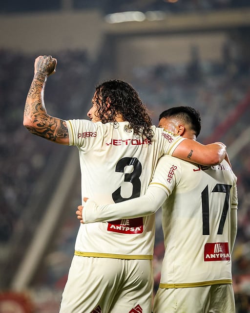 Universitario vs Cienciano