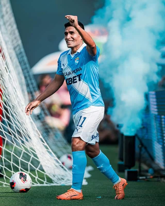 Universitario vs Sporting Cristal